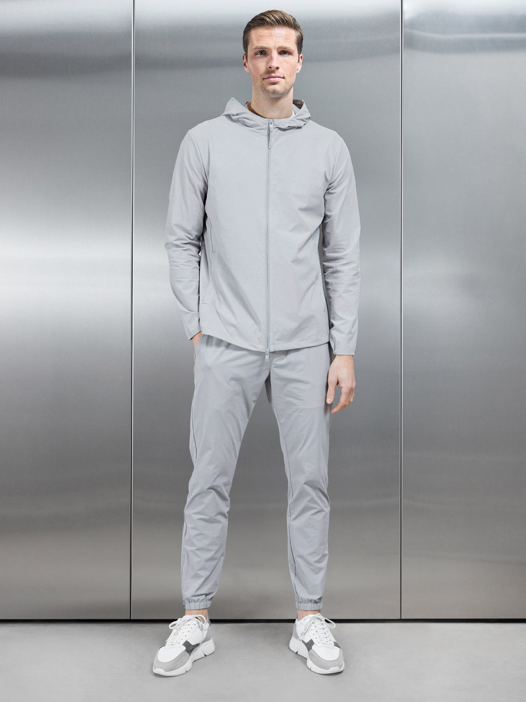 Active Technical Cuffed Trackpant in Mid Grey