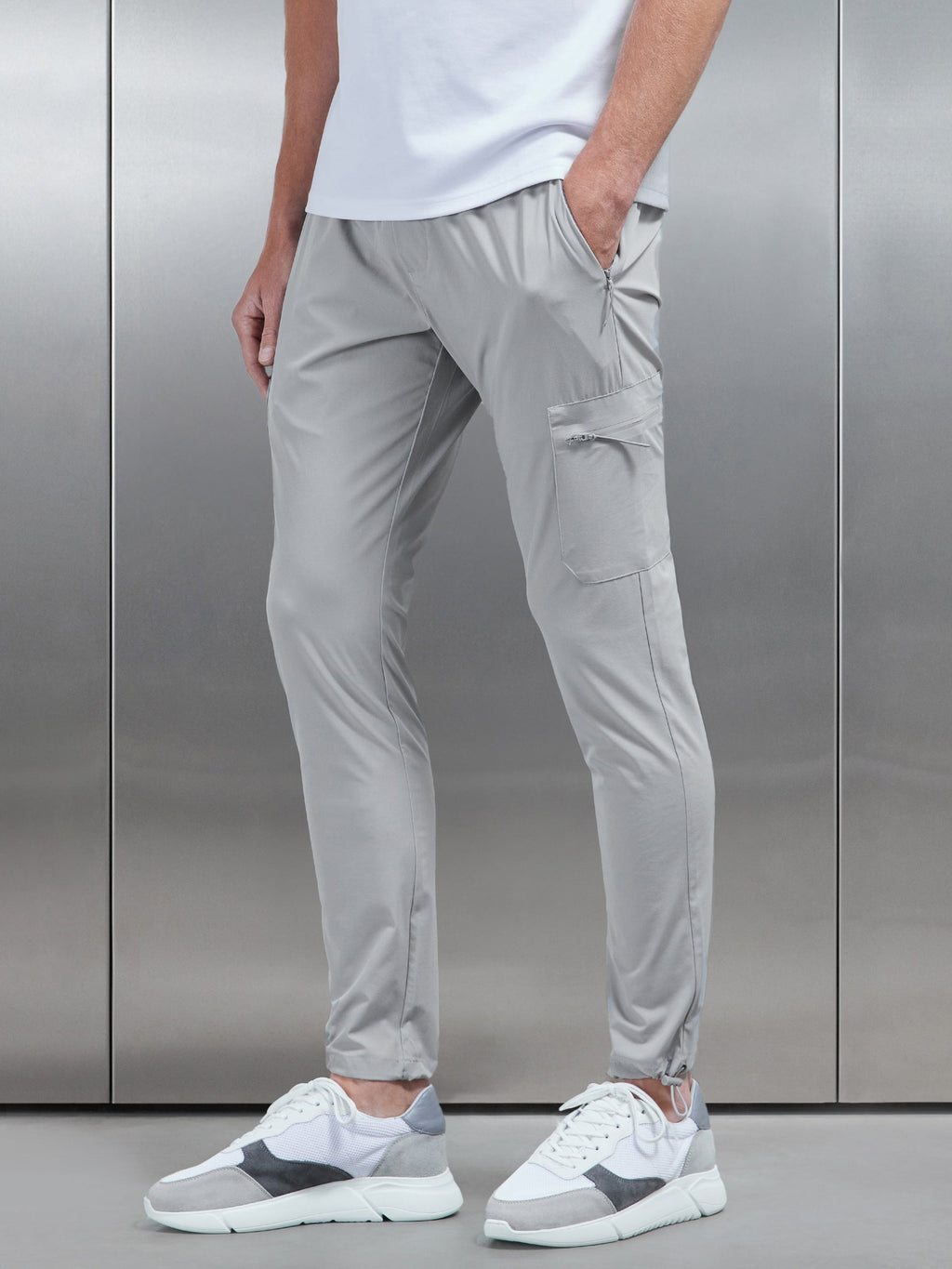 Active Technical Cargo Pant in Mid Grey