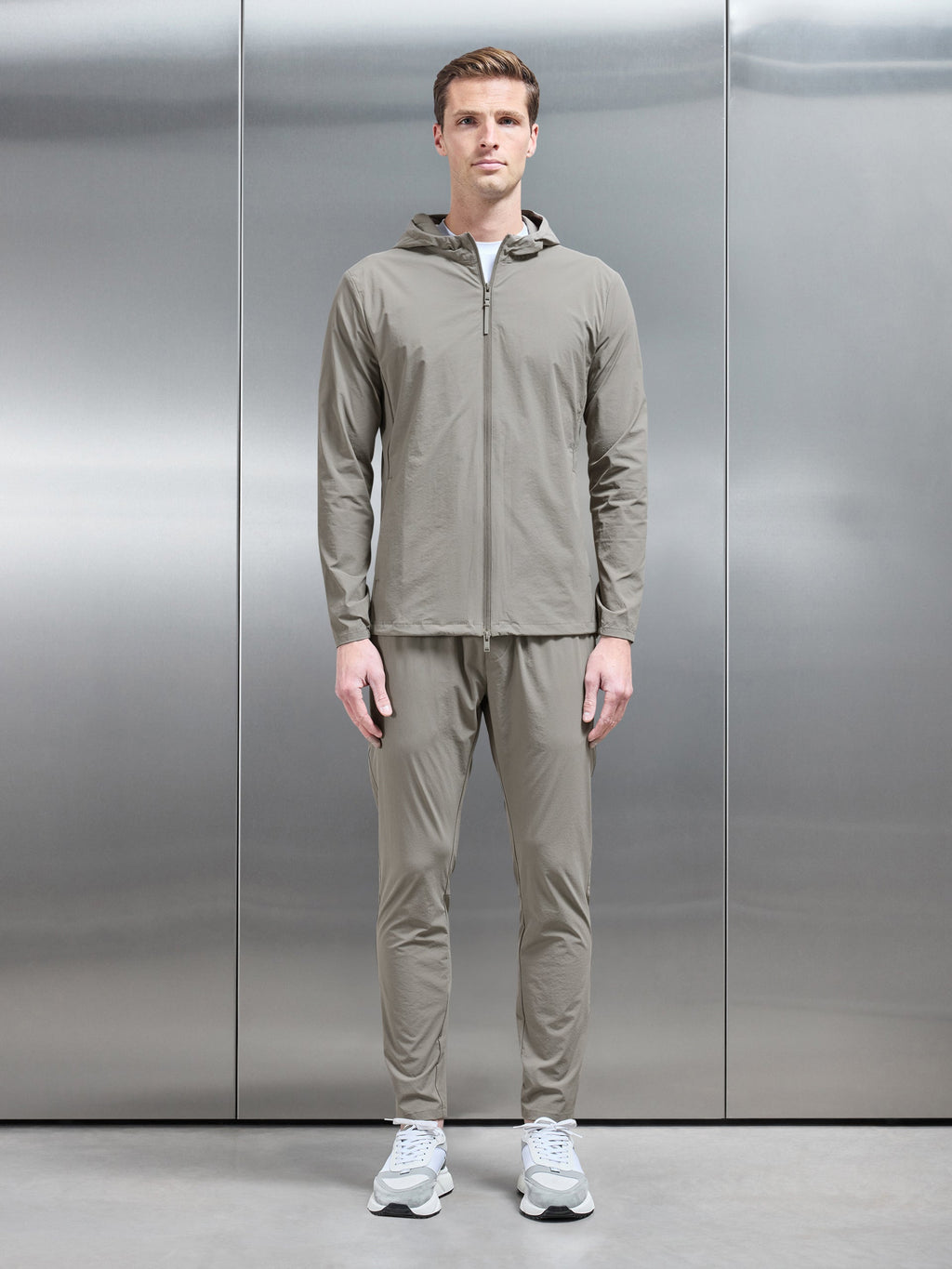 Active Technical Windbreaker in Olive